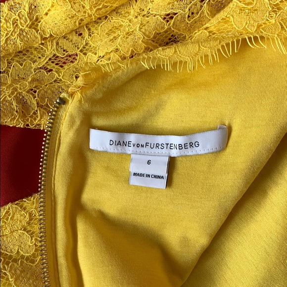 Dress - Picture 3 of 4